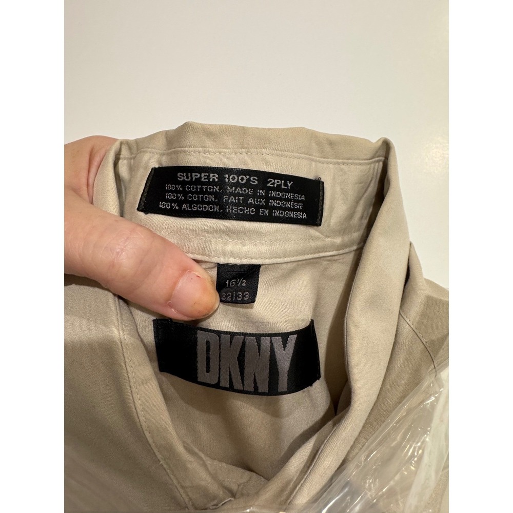 DKNY Mens Tan Long Sleeve Button Down Shirt Super 100s 2 Ply Size 16 1/2 32 33